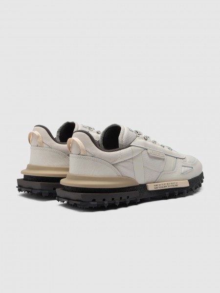 Sneakers Man Beige Lacoste