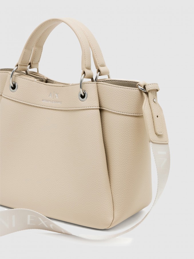 Shoppers Woman Armani Exchange