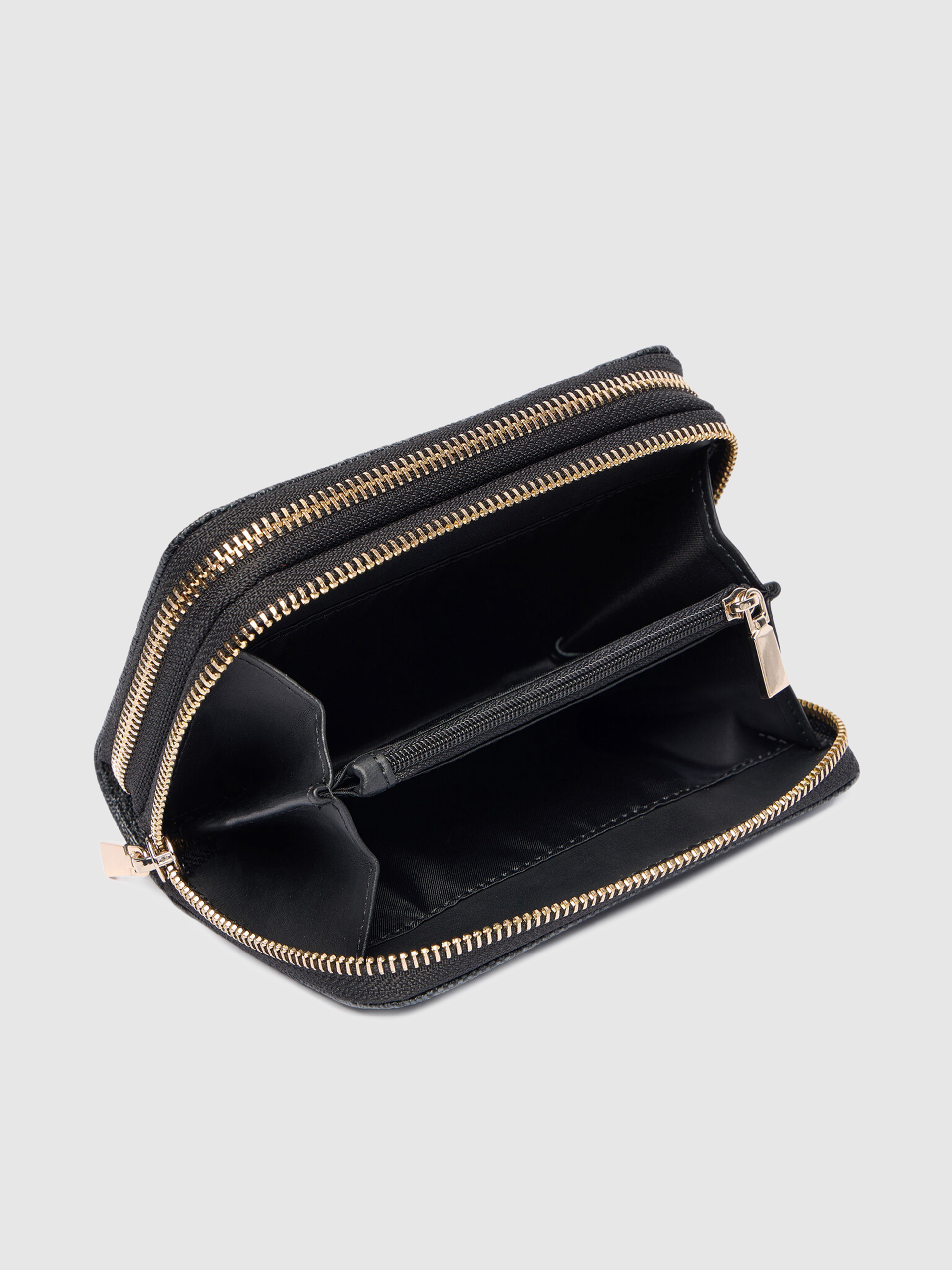 Coin Walle Woman Black Guess