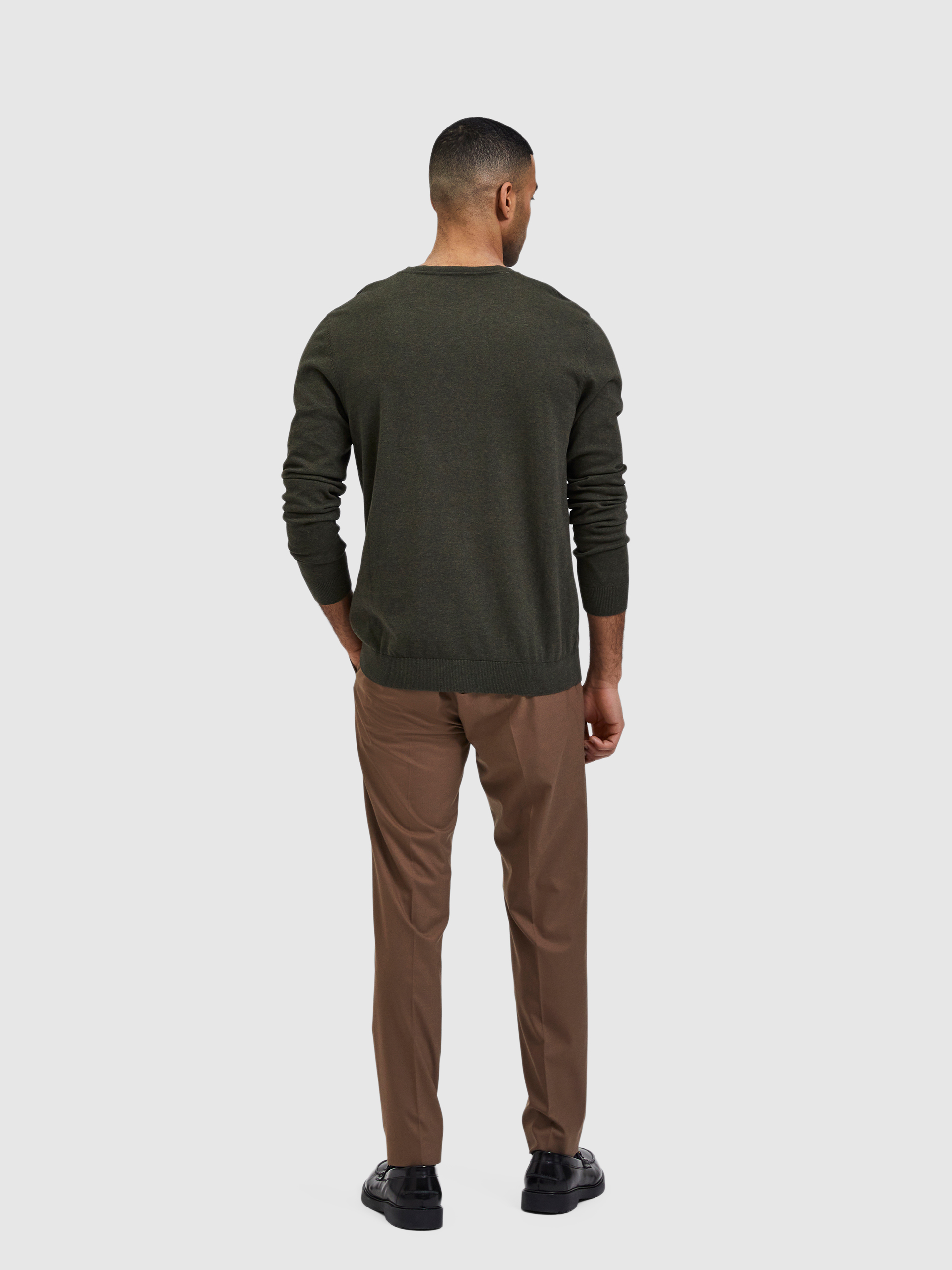 Knitwear Man Selected
