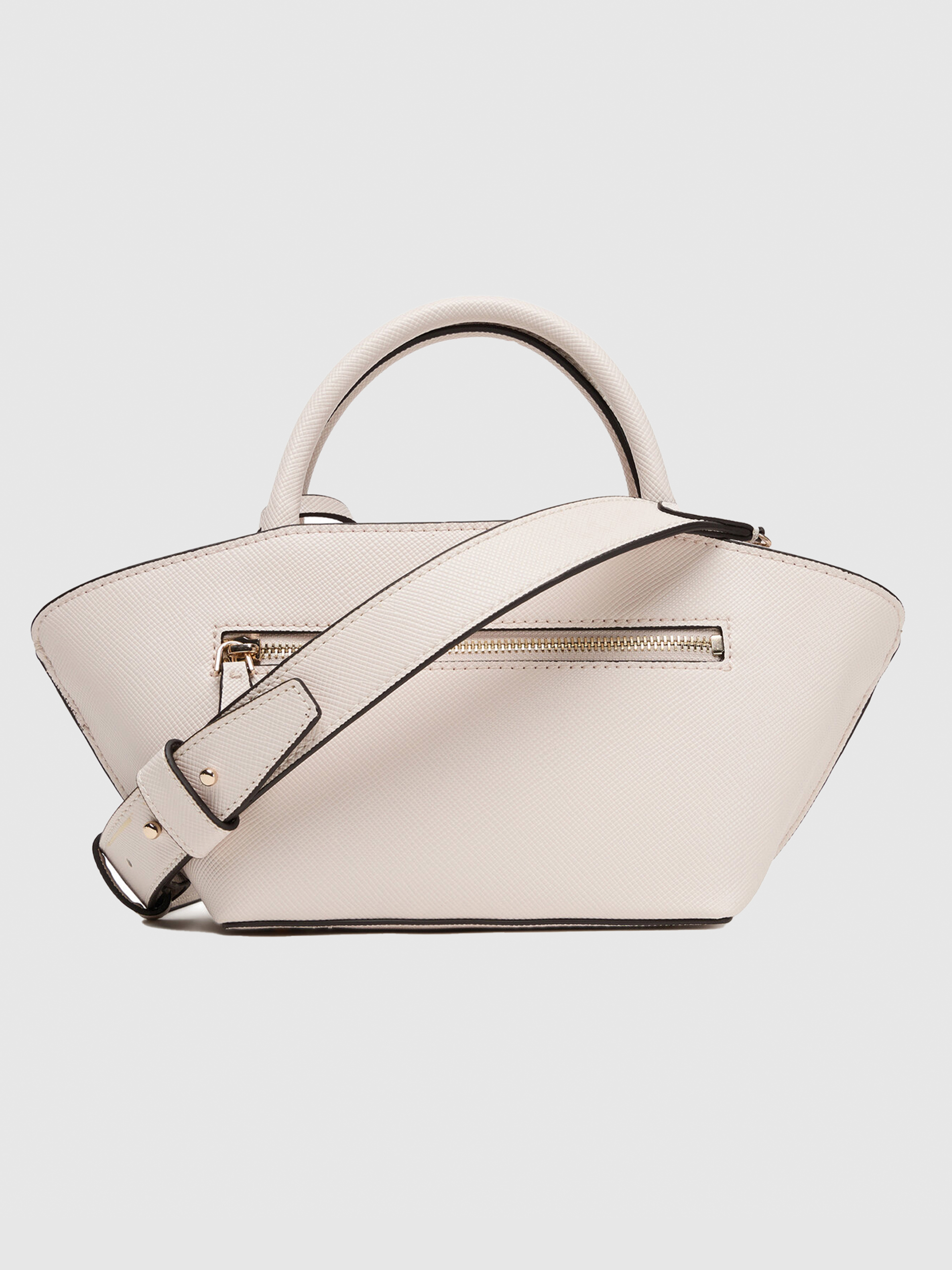 Shoppers Woman Cream Guess