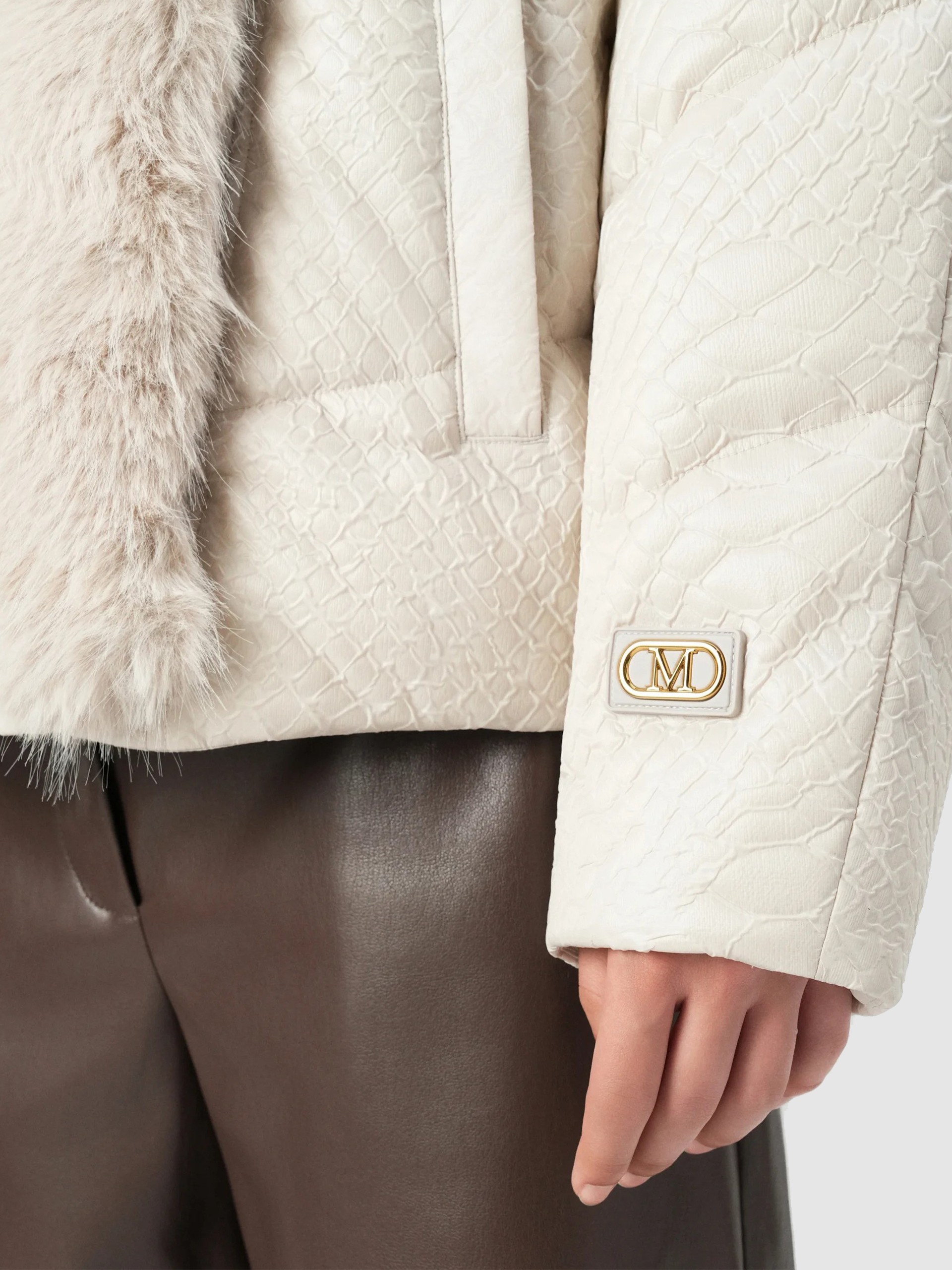 Blusão Mulher Marciano