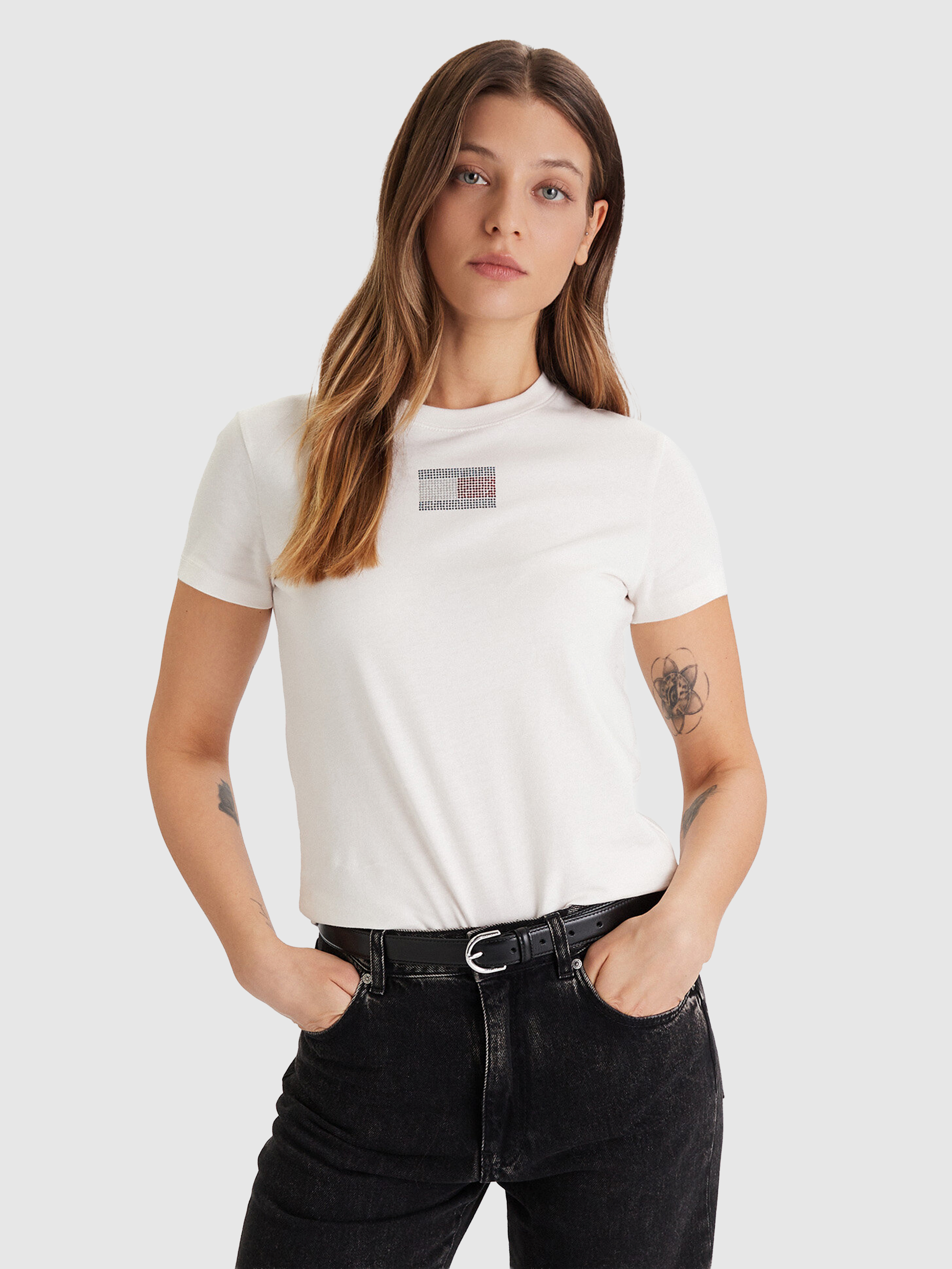 Camiseta Mujer Crema Tommy Jeans