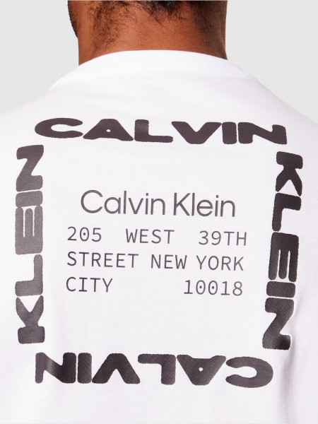 T-Shirt Calvin Klein Homem Ss 30S Whsl Ckj Ck Box Graphic T