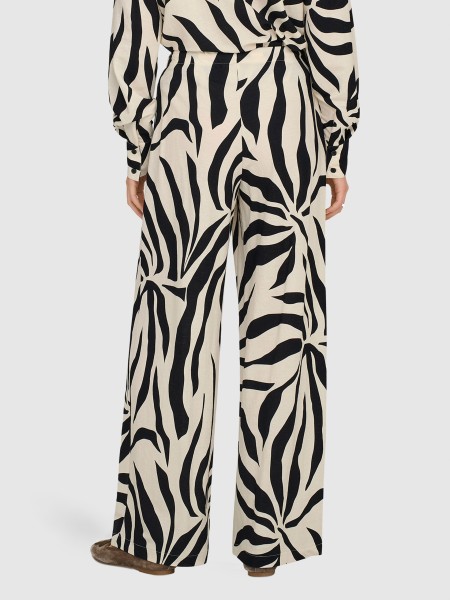 Cal�as Only Mulher Onlsakura Loose Pull Up Pants Wvn