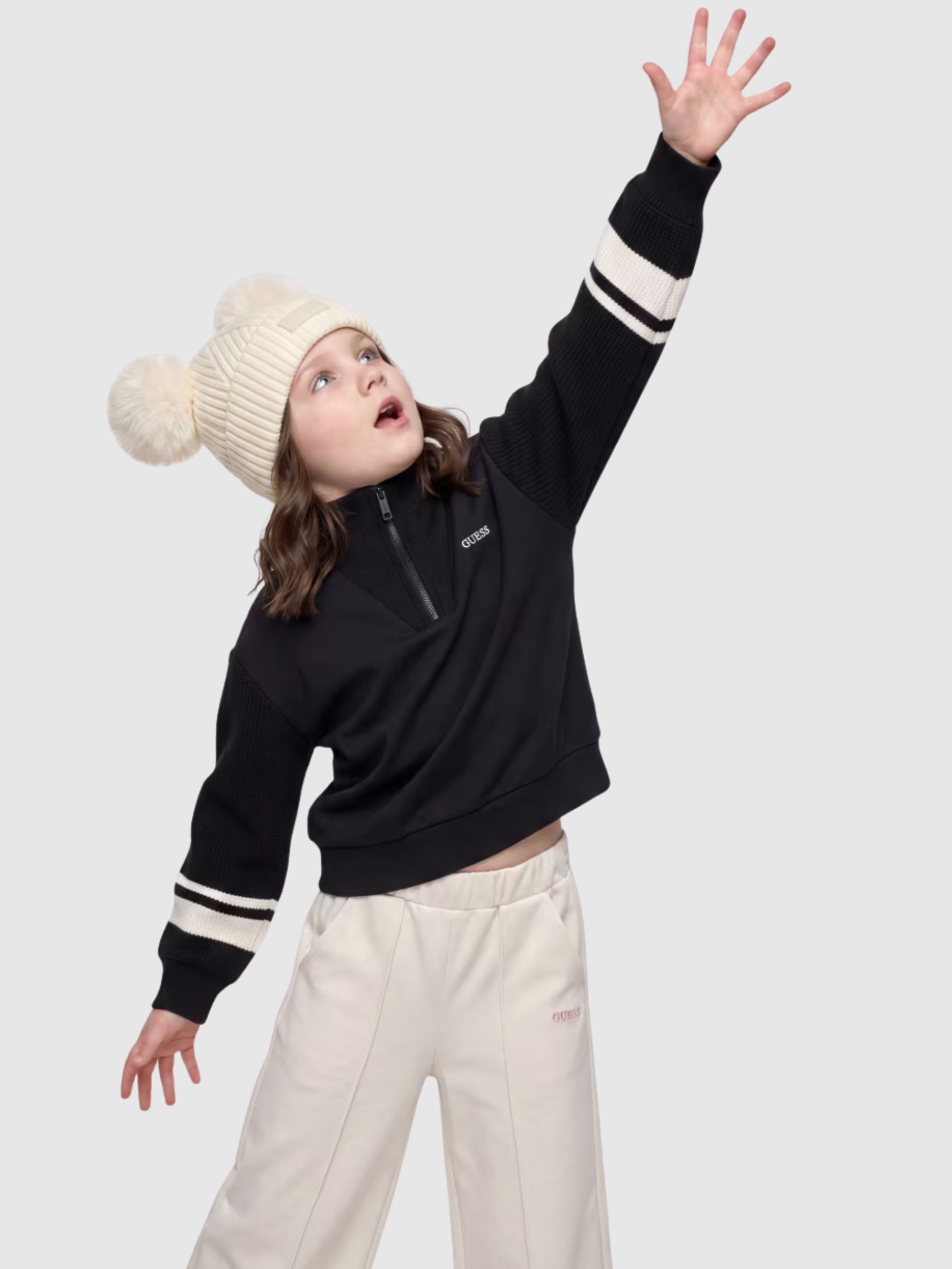 Gorro Niña Crema Guess