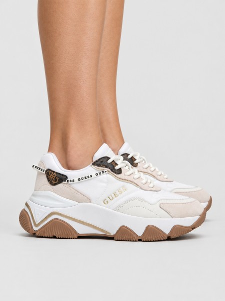 Sneakers Woman Guess