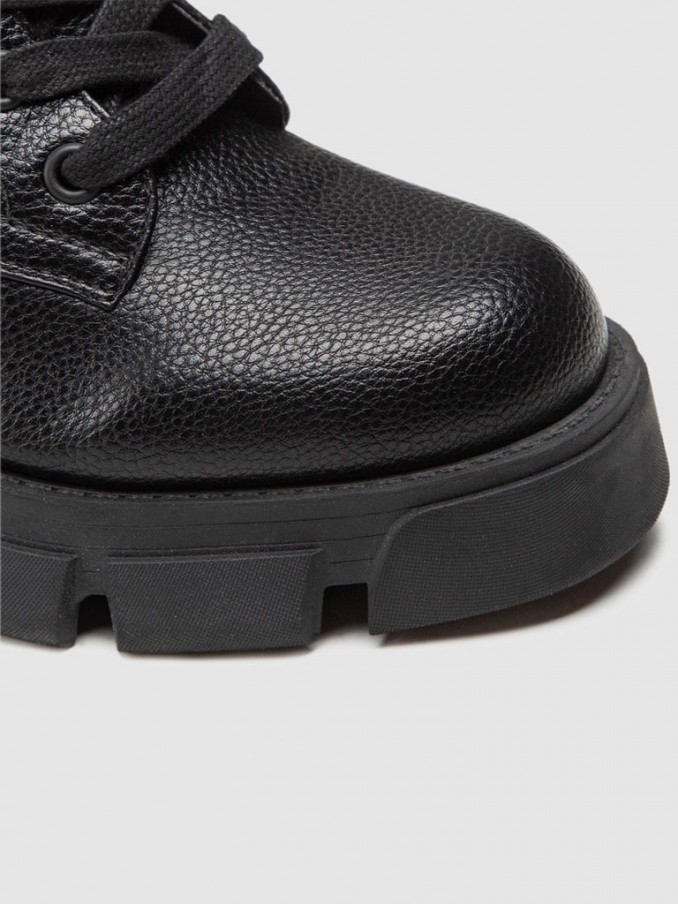Boots Woman Guess