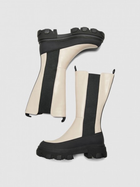 Boots Woman Only