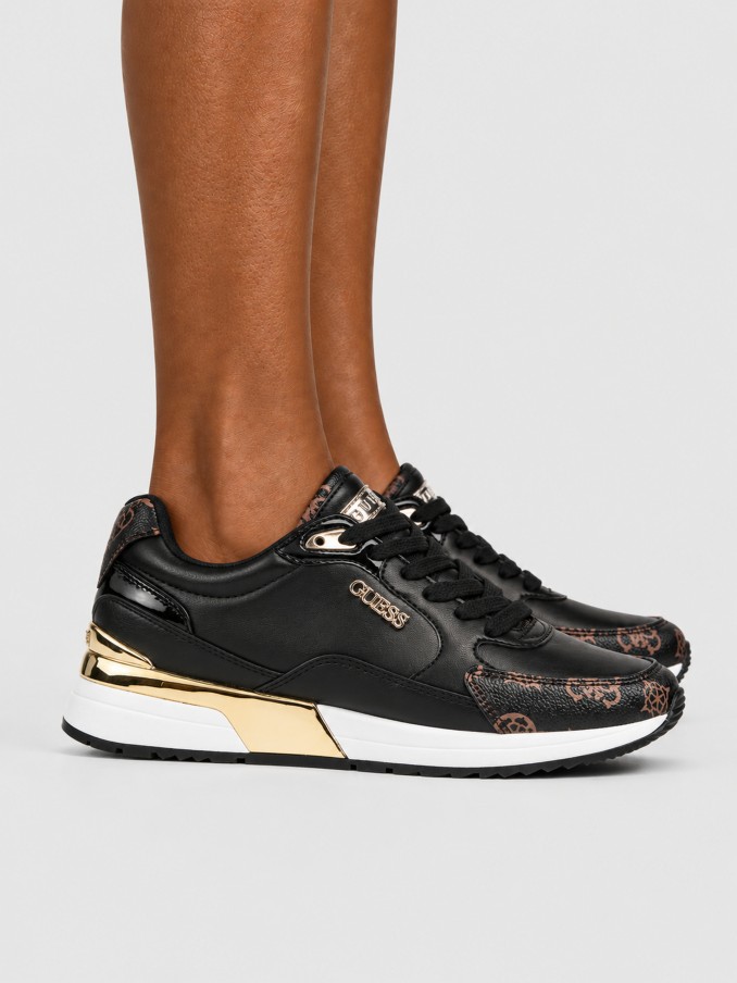 Sneakers Woman Guess