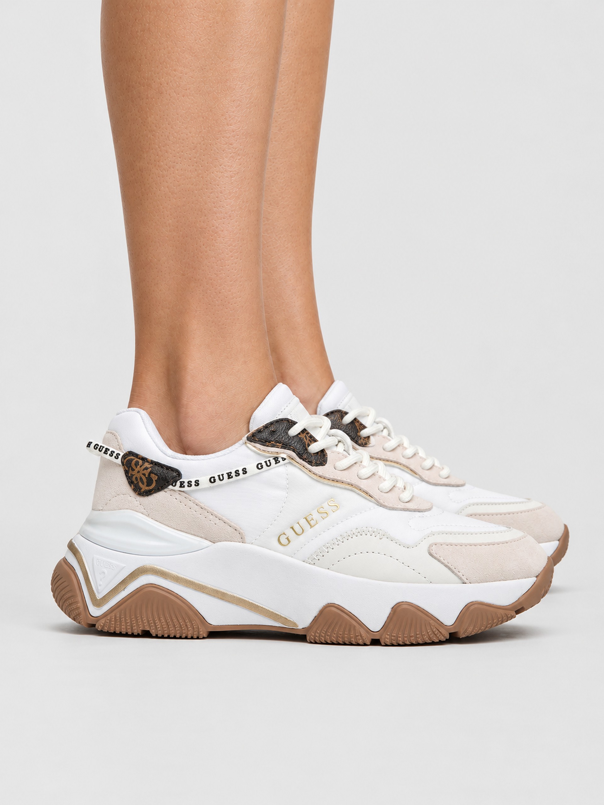 Sneakers Woman Guess
