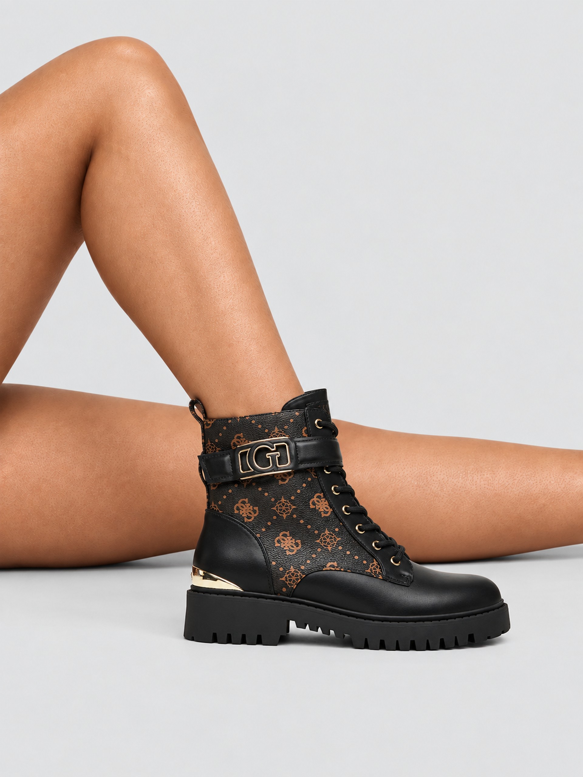 Boots Woman Black Guess