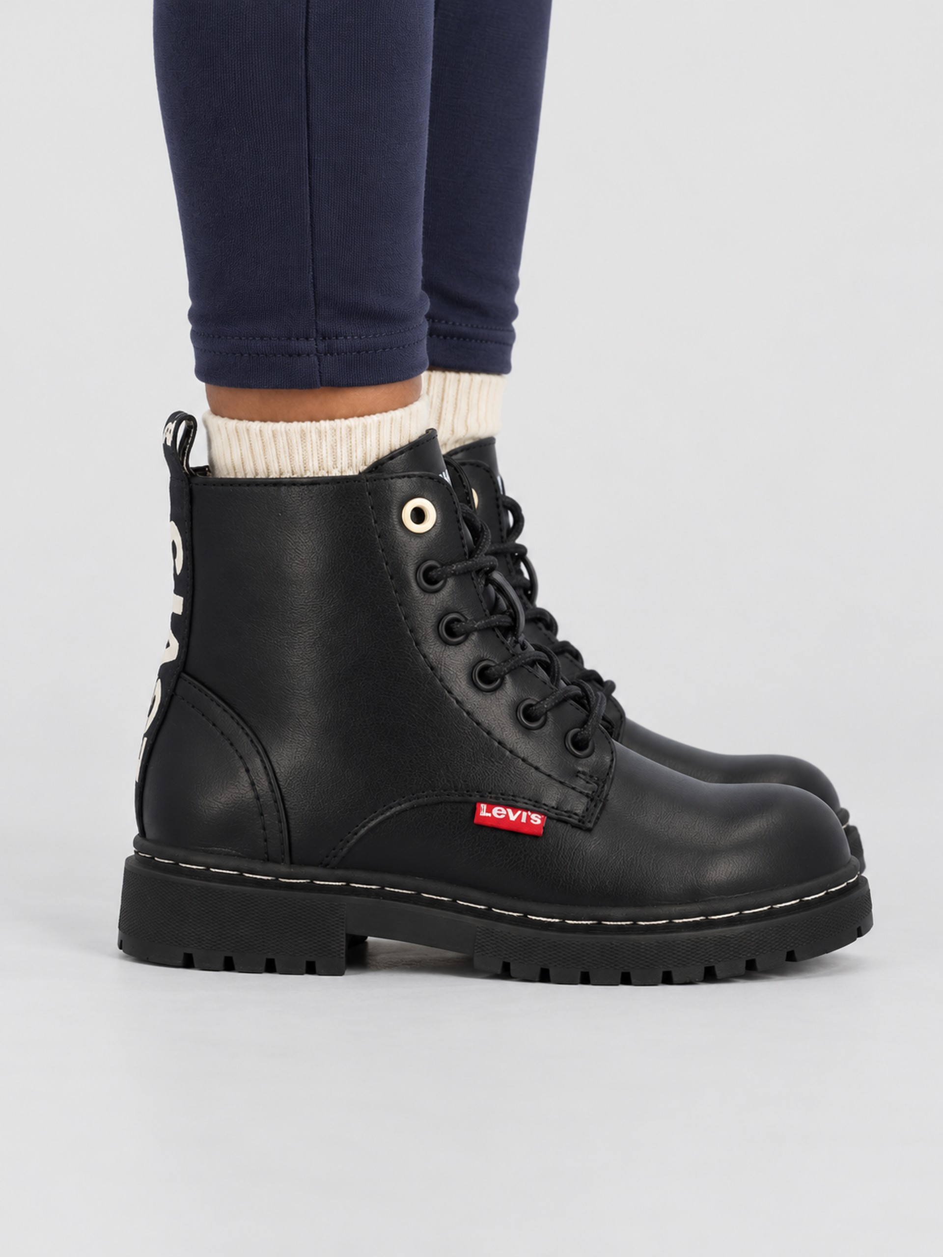 Boots Girl Black Levis