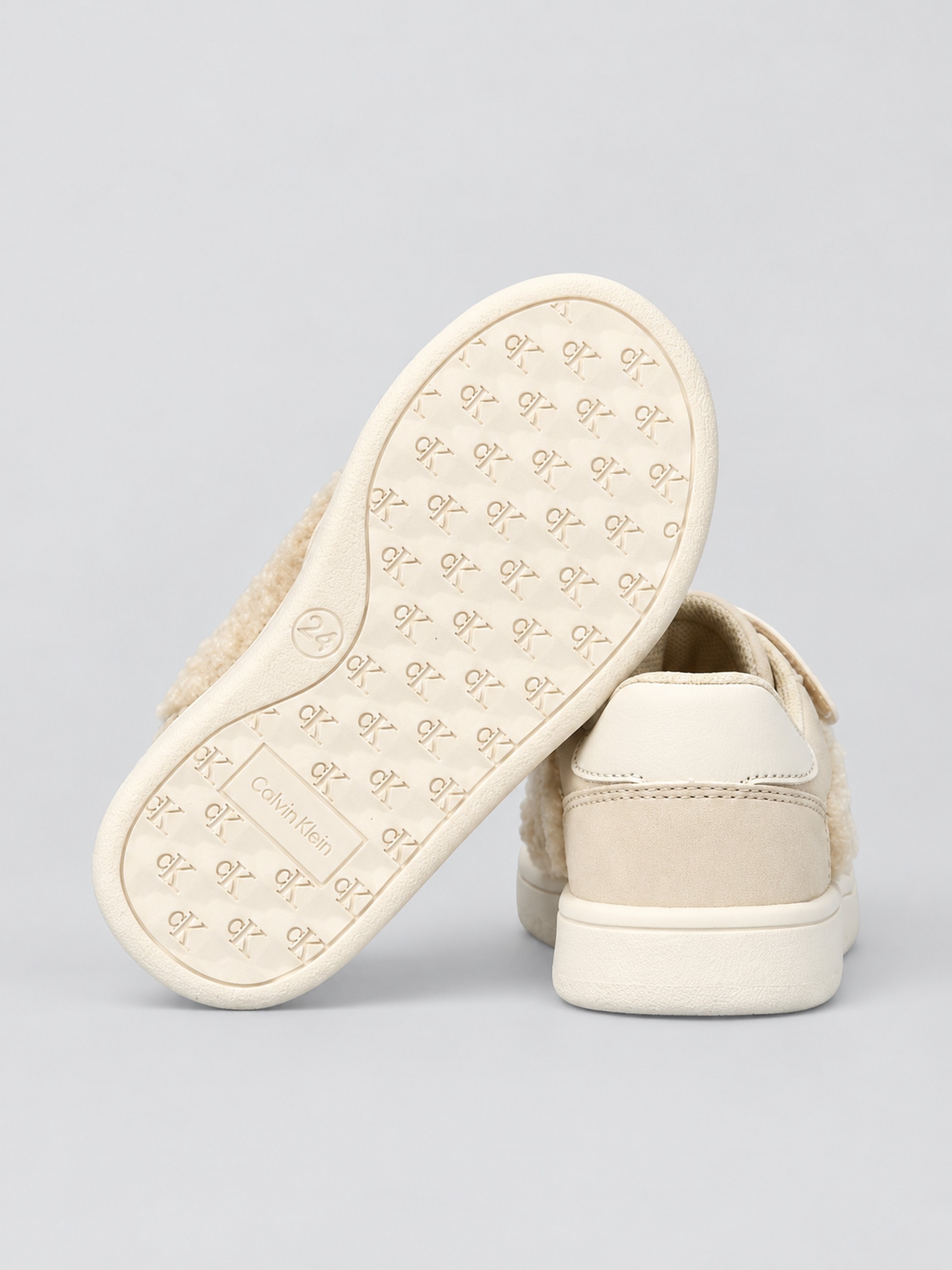 Tenis Niña Crema Calvin Klein